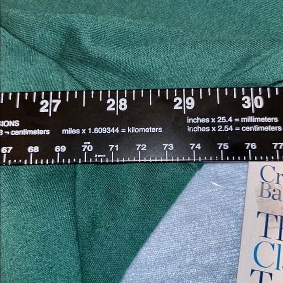 Croft & Barrow 4x Cardinal Round Neck Classic Christmas themed Long Sleeve Tee - Picture 12 of 12